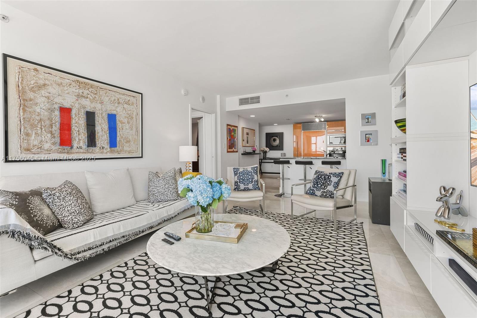 6801 COLLINS AV DOOR# 1102 #(LEGAL #1112), Miami Beach FL 33141