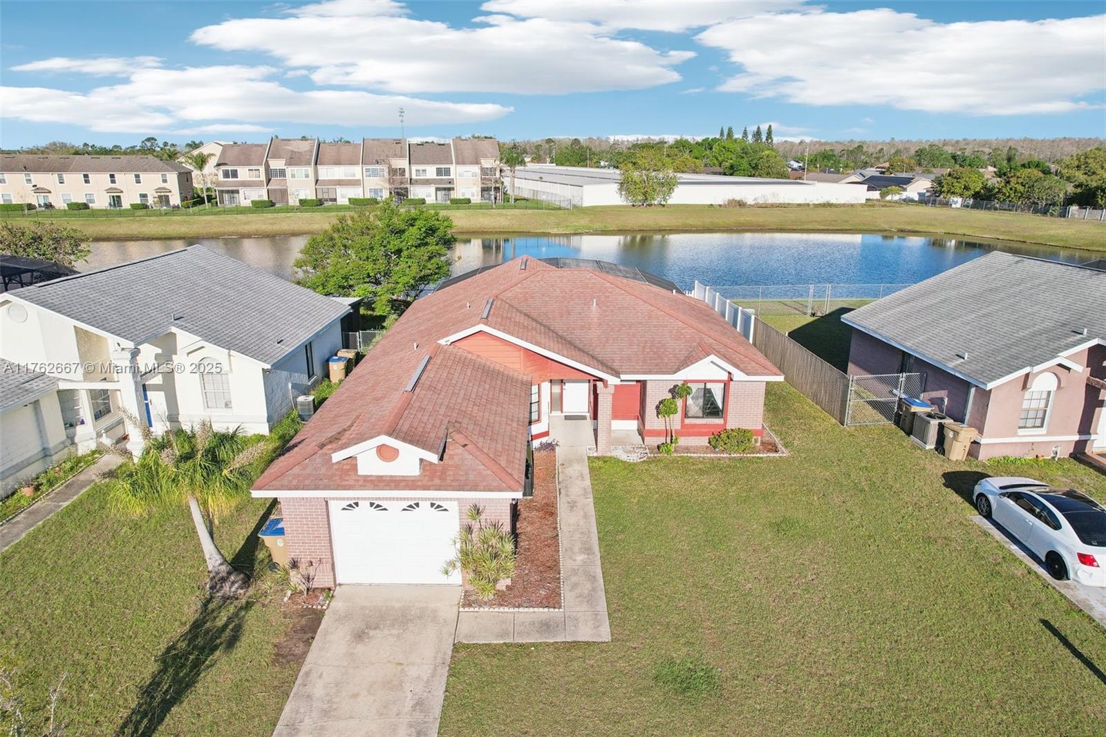 118 Pinewood Cir, Kissimmee, Florida image 1