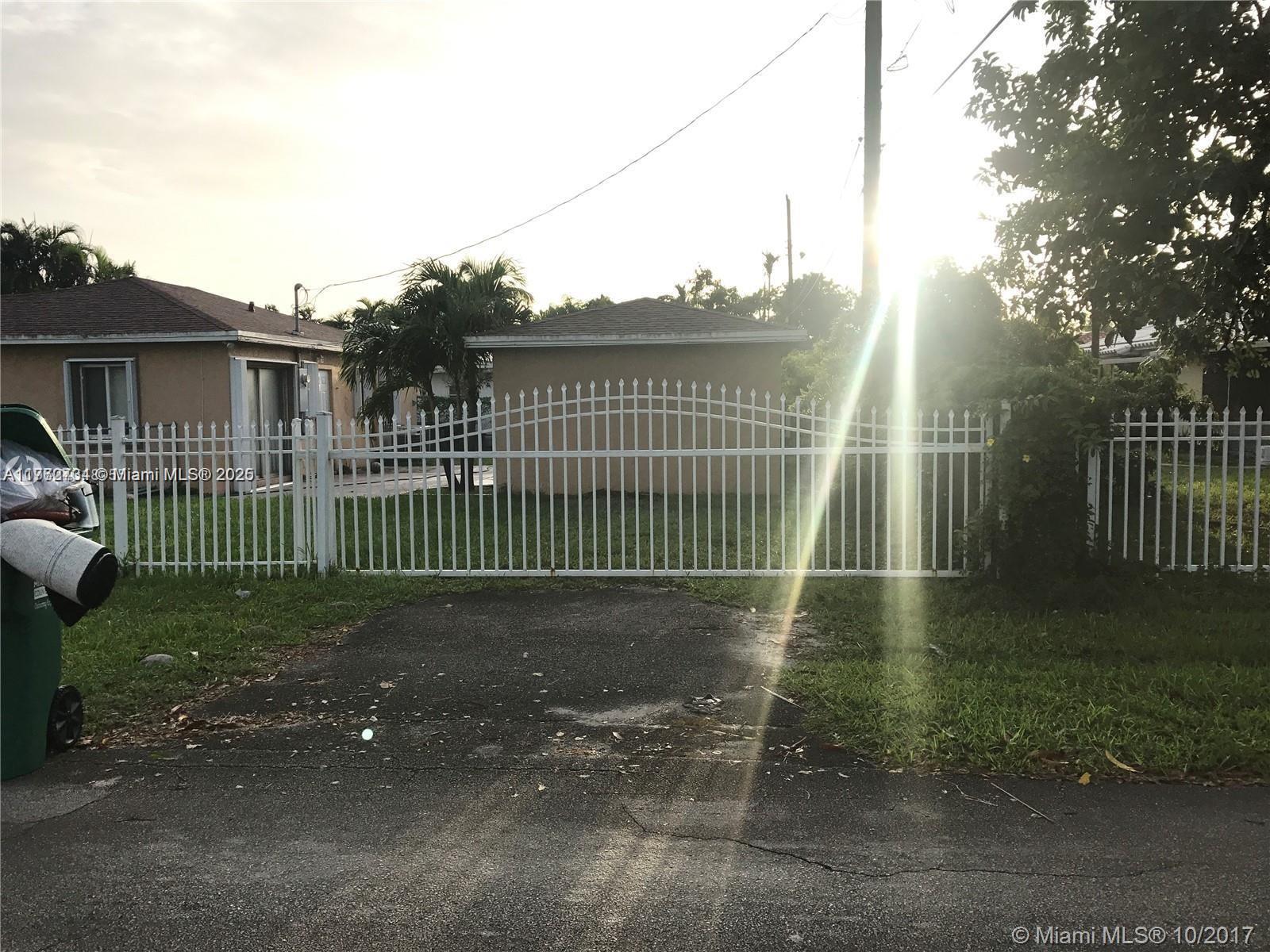 442 NW 100th St