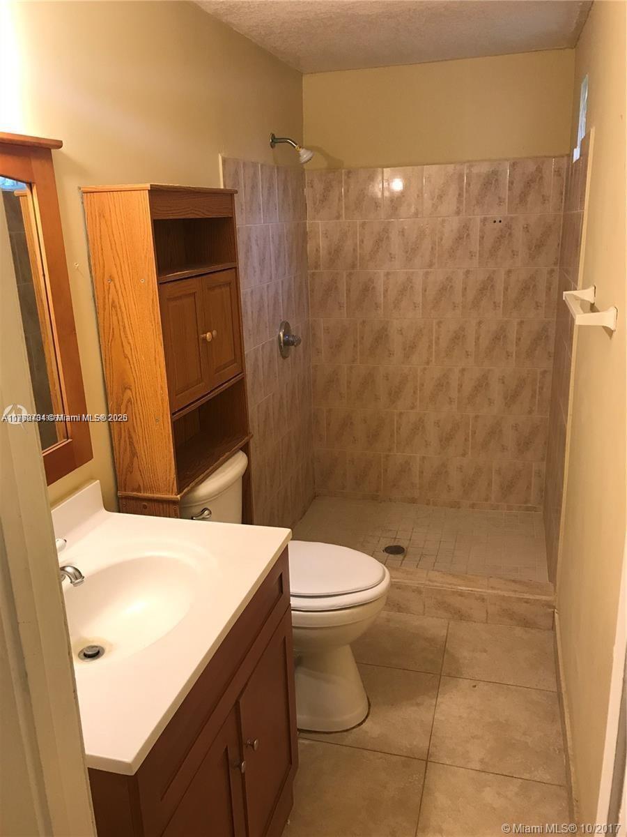 442 NW 100th St