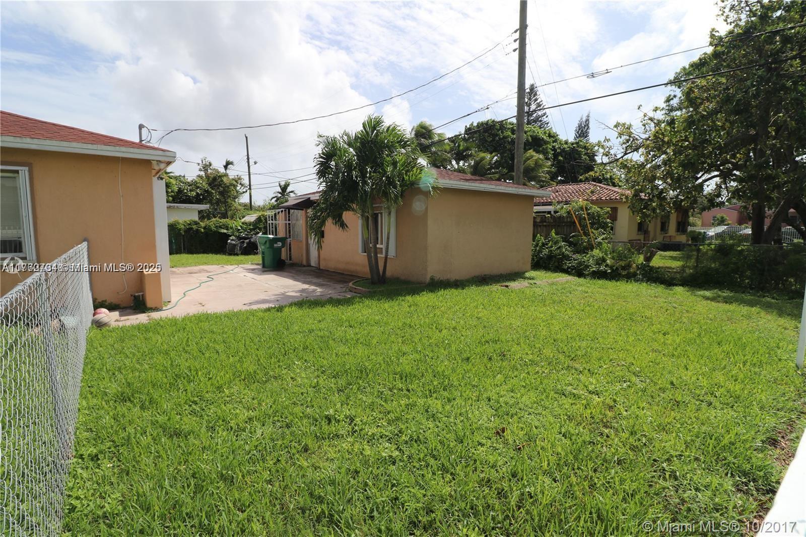 442 NW 100th St
