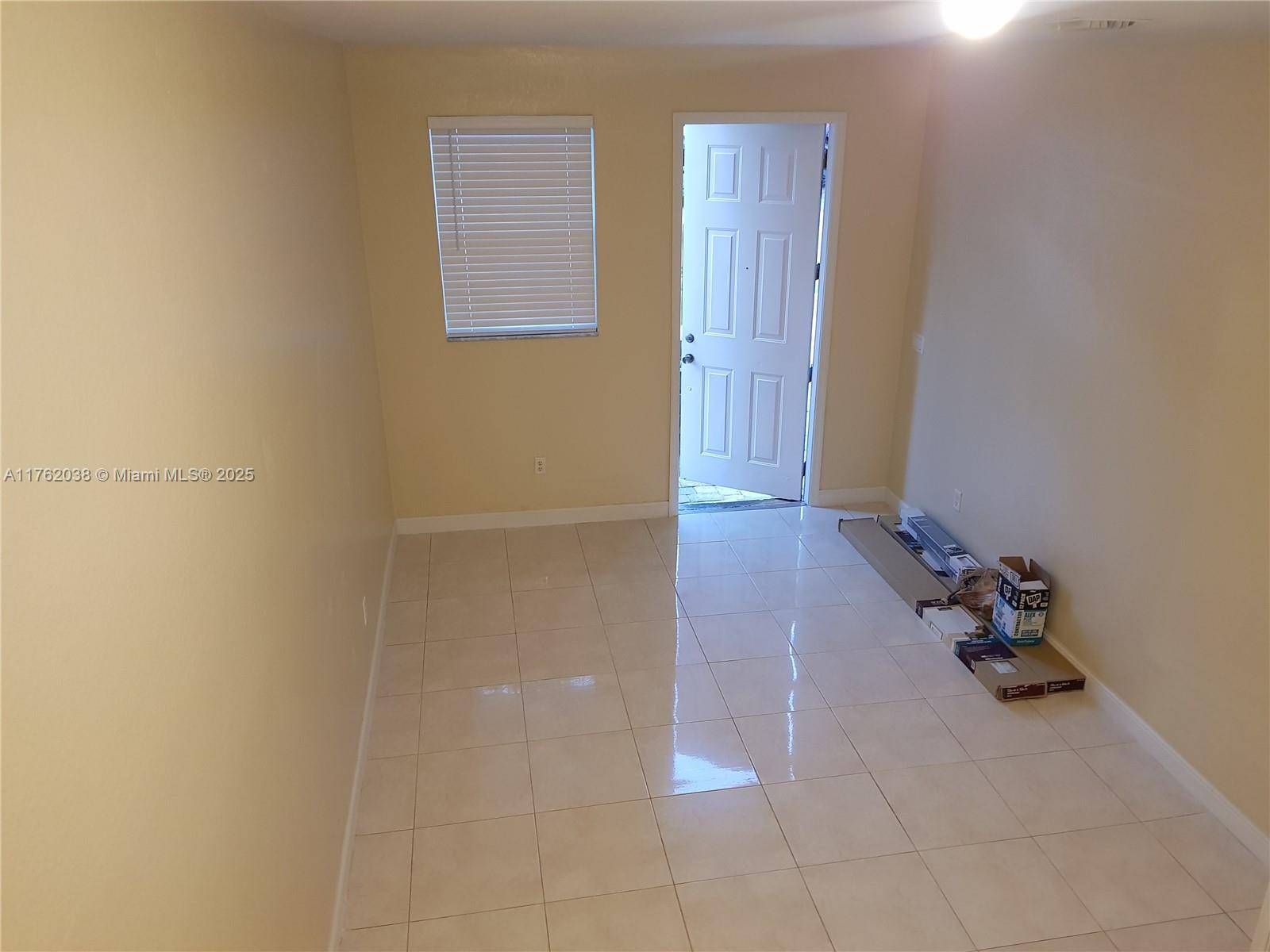 472 NE 21st Ave, Homestead, Florida image 3