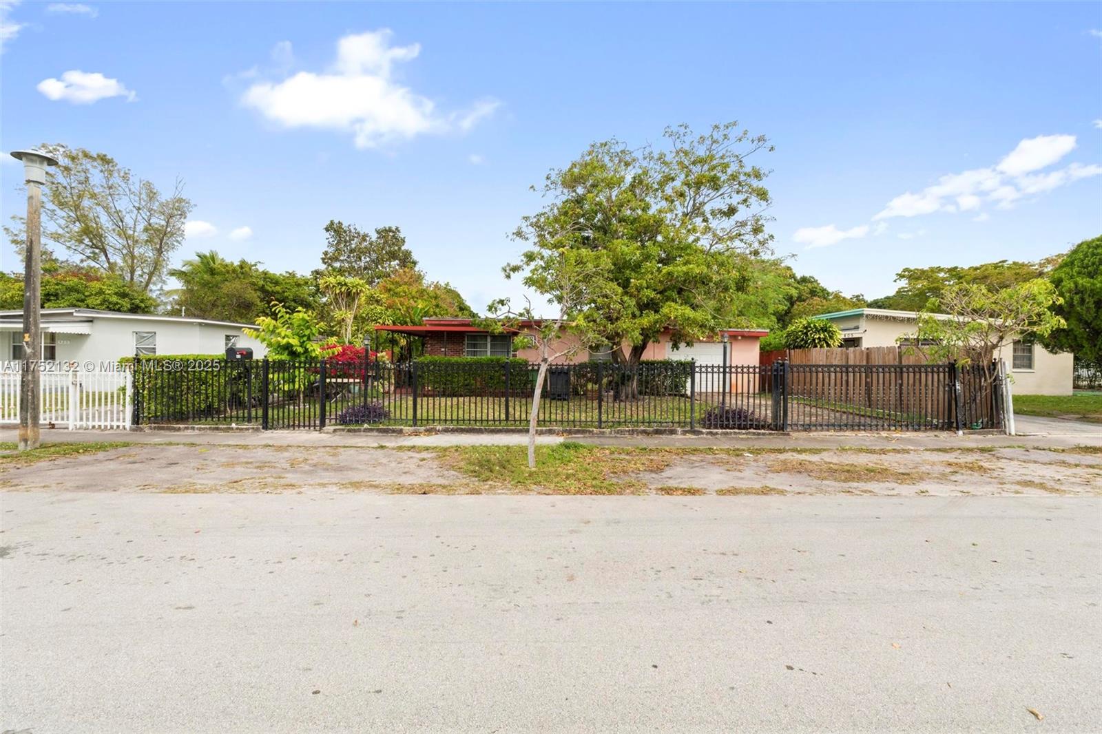 Listing Photo 5