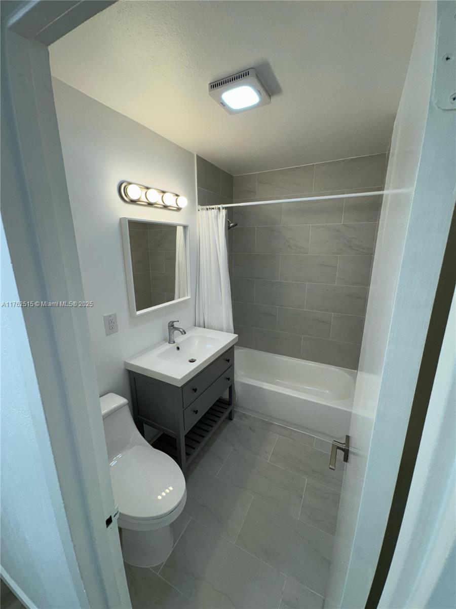 6007 SW 69th St #74, South Miami, Florida image 18