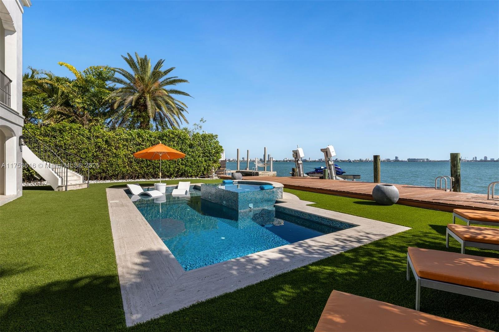 1460 S Treasure Dr, North Bay Village, Florida image 18
