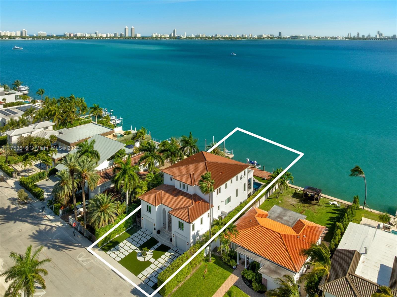 1460 S Treasure Dr, North Bay Village, Florida image 2