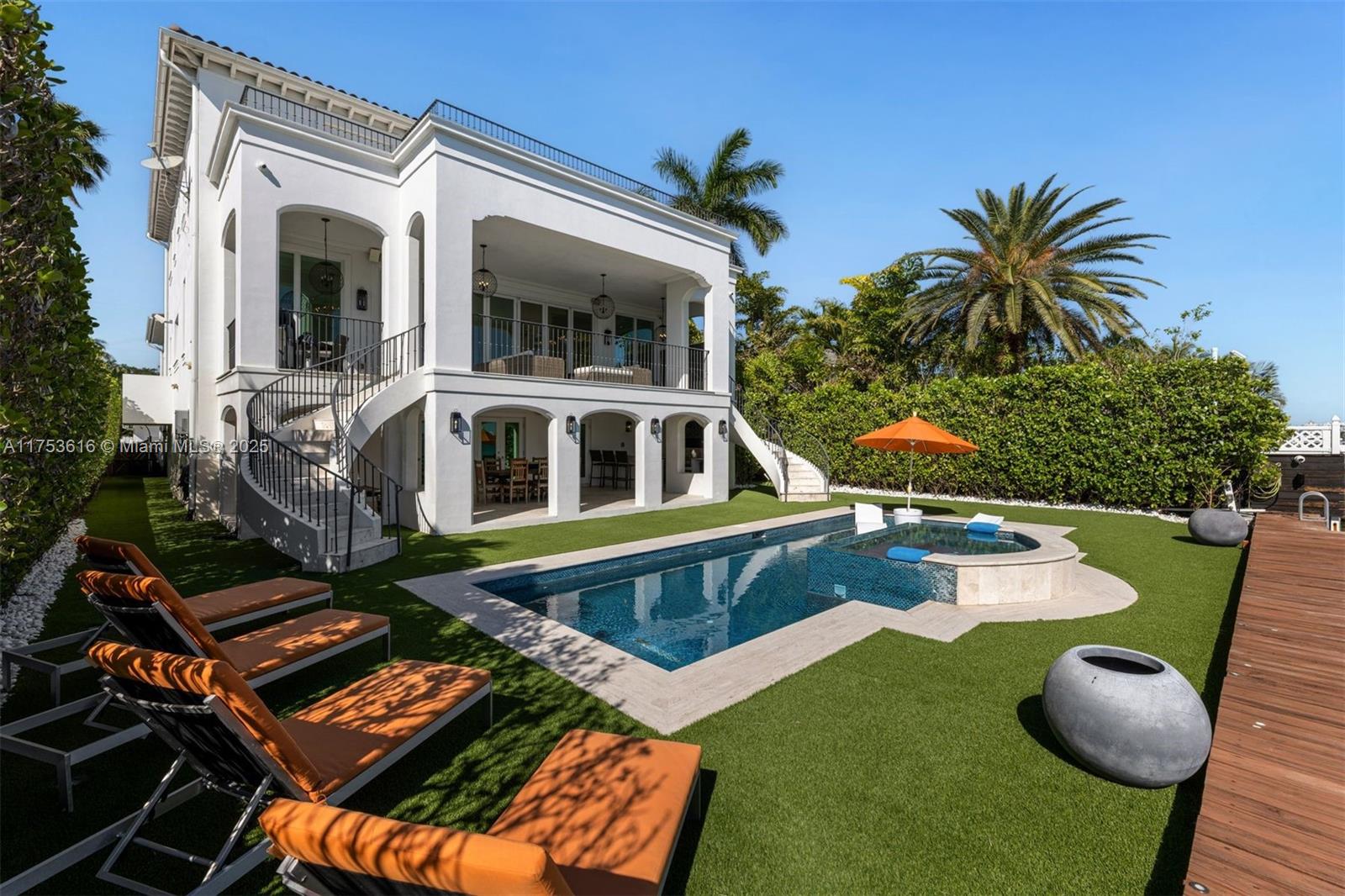 1460 S Treasure Dr, North Bay Village, Florida image 21