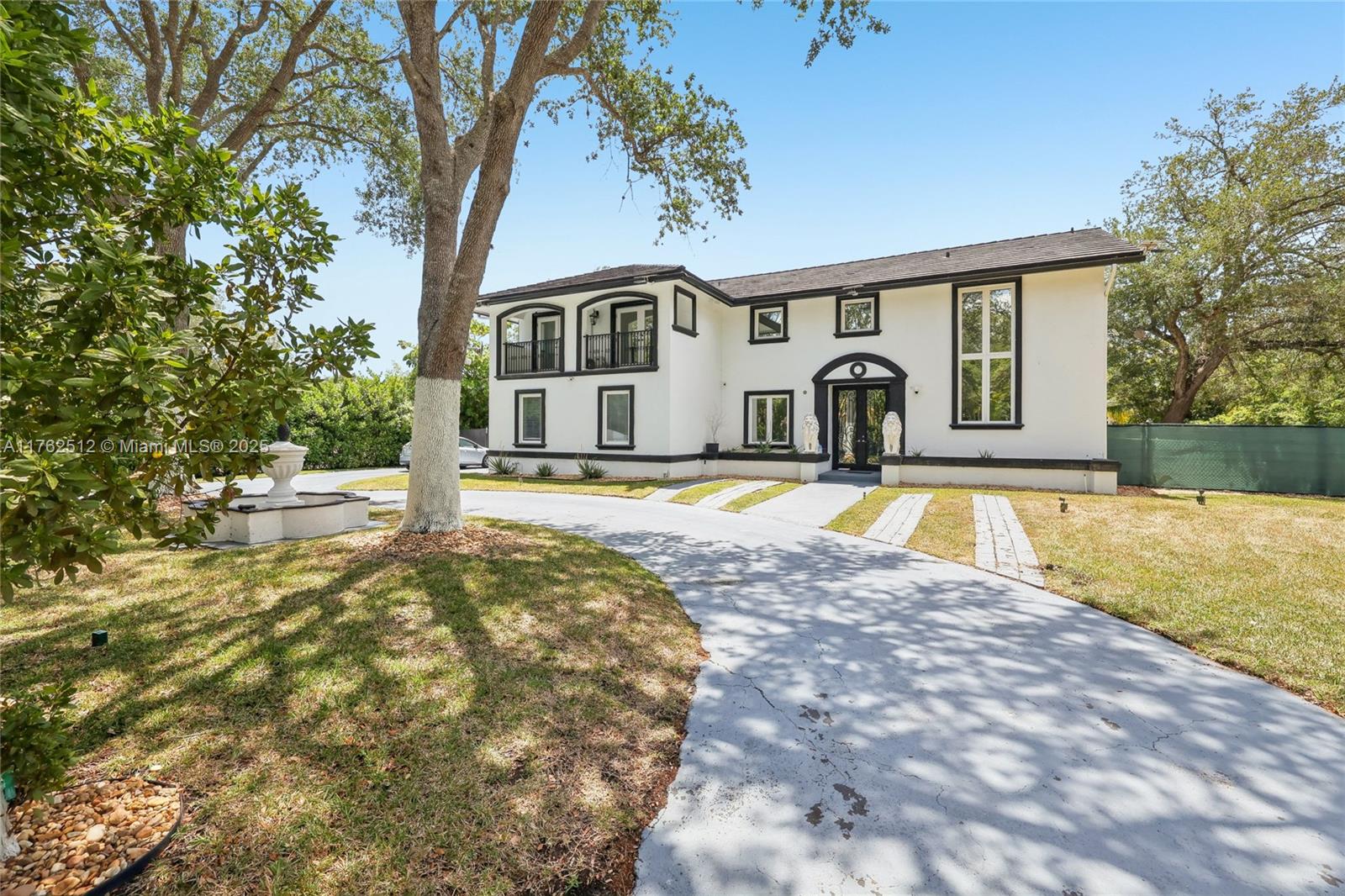 7830 SW 120th St, Pinecrest, Florida image 3
