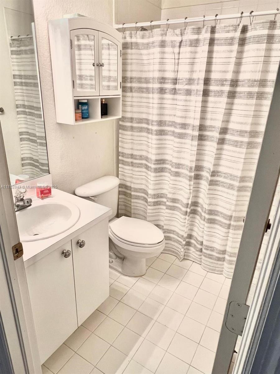 11512 NW 48th Ter #., Doral, Florida image 19