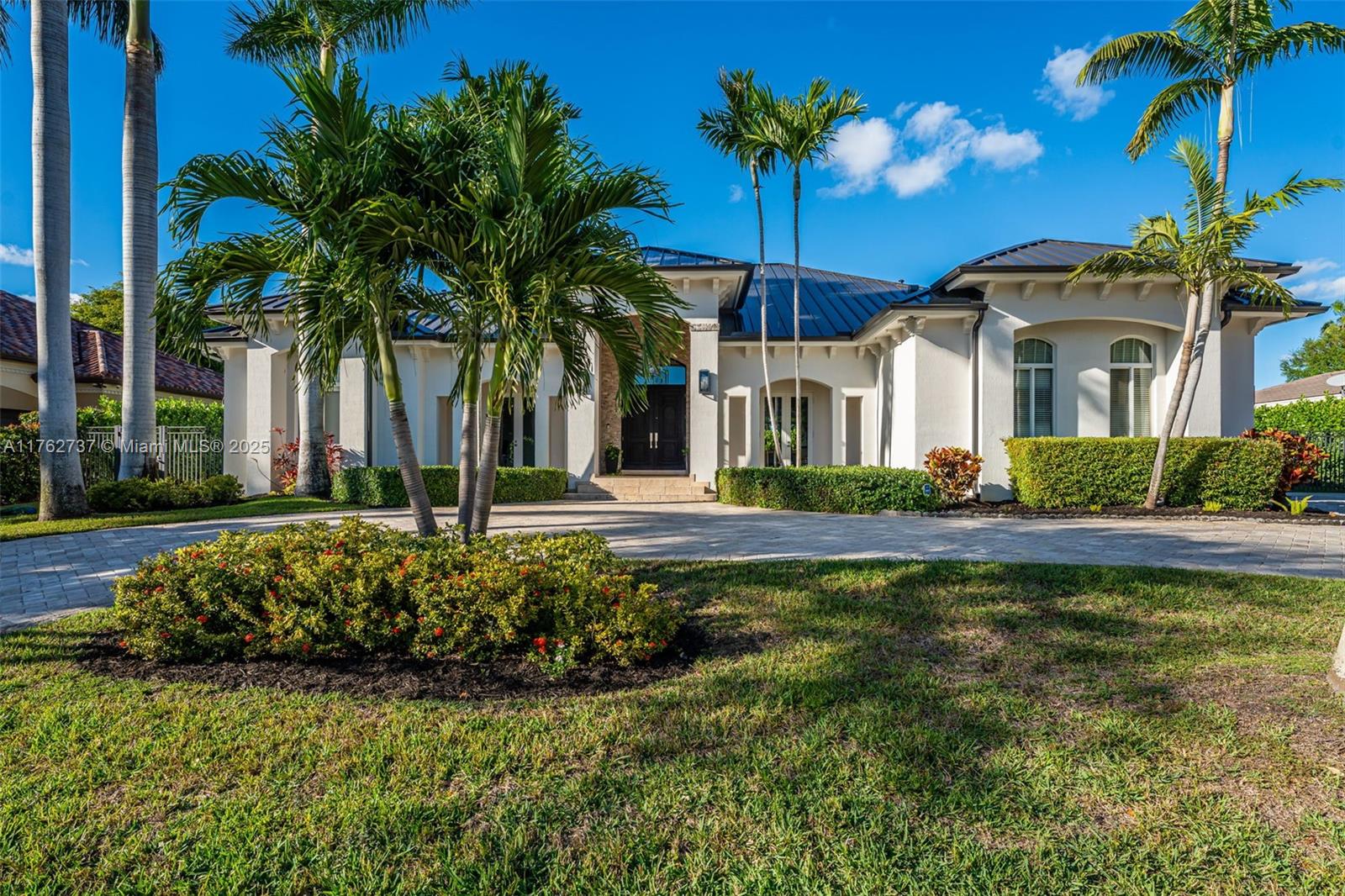 8111 SW 178th St, Palmetto Bay, Florida image 2