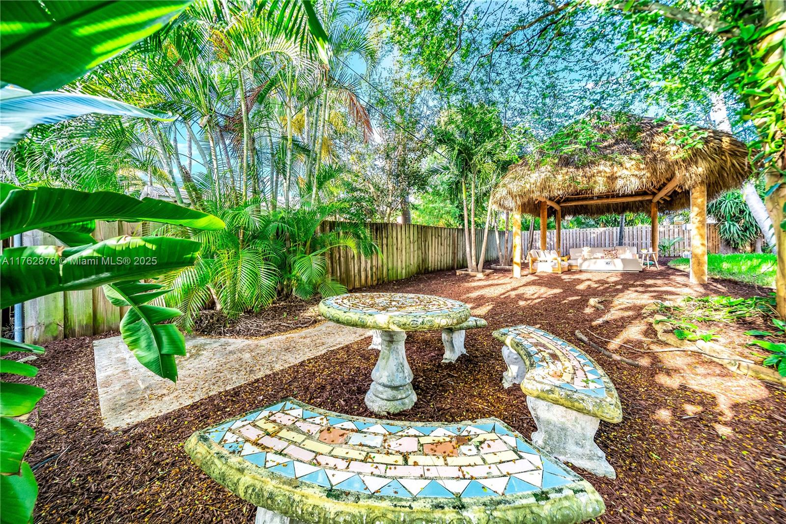 1715 NE 36th St, Oakland Park, Florida image 14