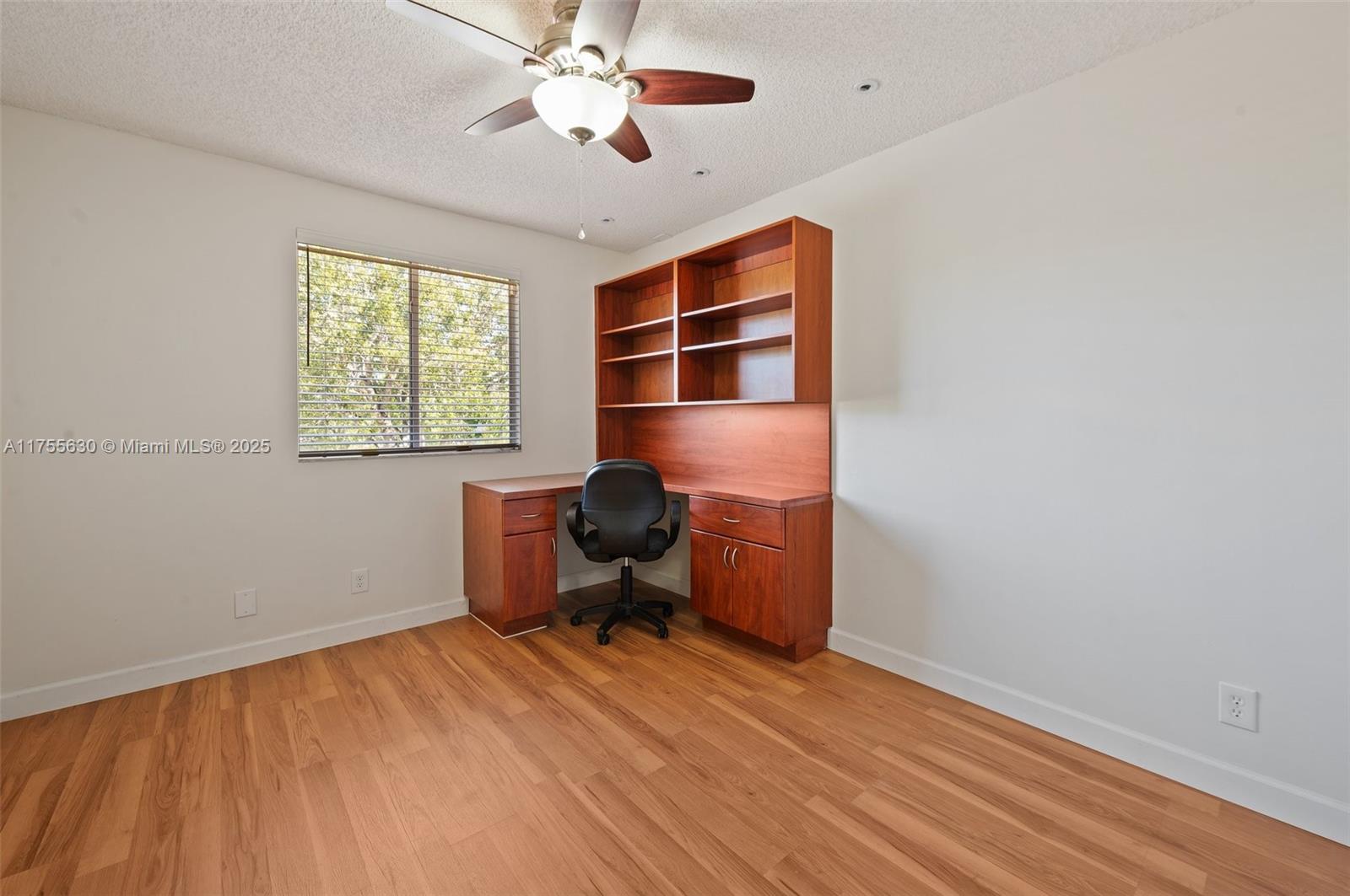 Listing Photo 25