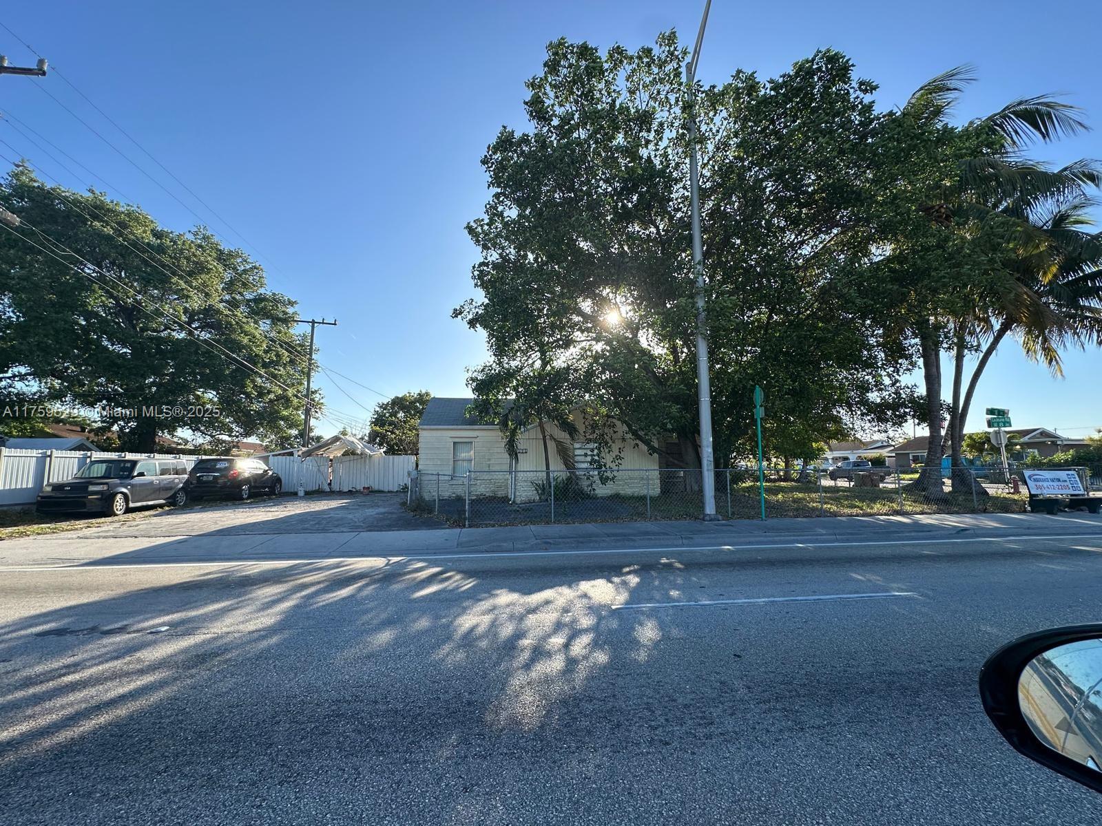 141 SE 8th Ave  For Sale A11759529, FL