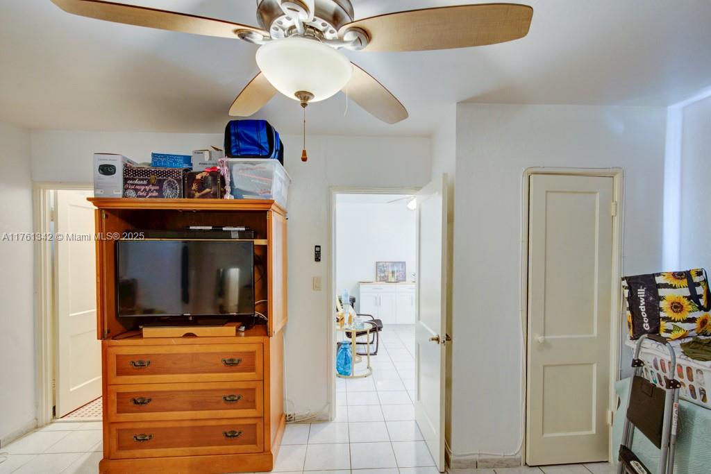 1845 Dixieanna St, Hollywood, Florida image 36