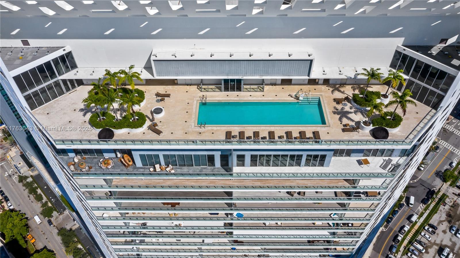 1300 Brickell Bay Dr #603, Miami FL 33131
