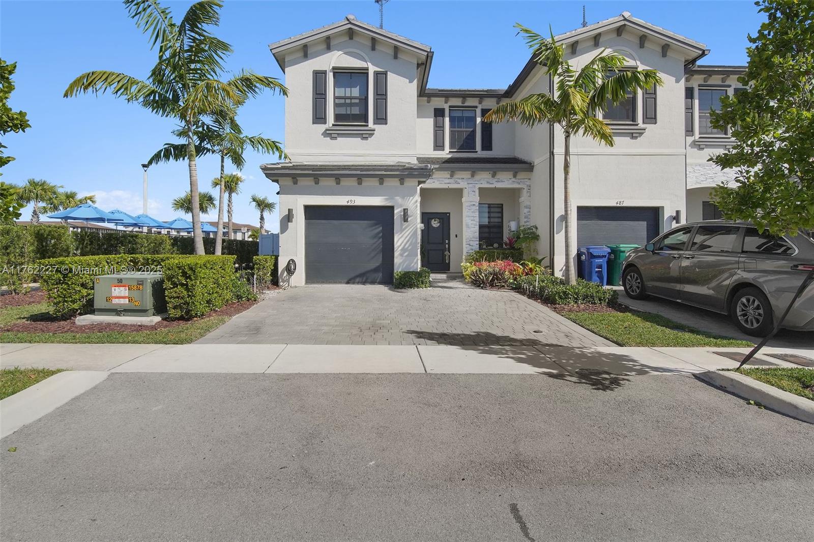 493 NW 204th St, Miami Gardens, Florida image 1