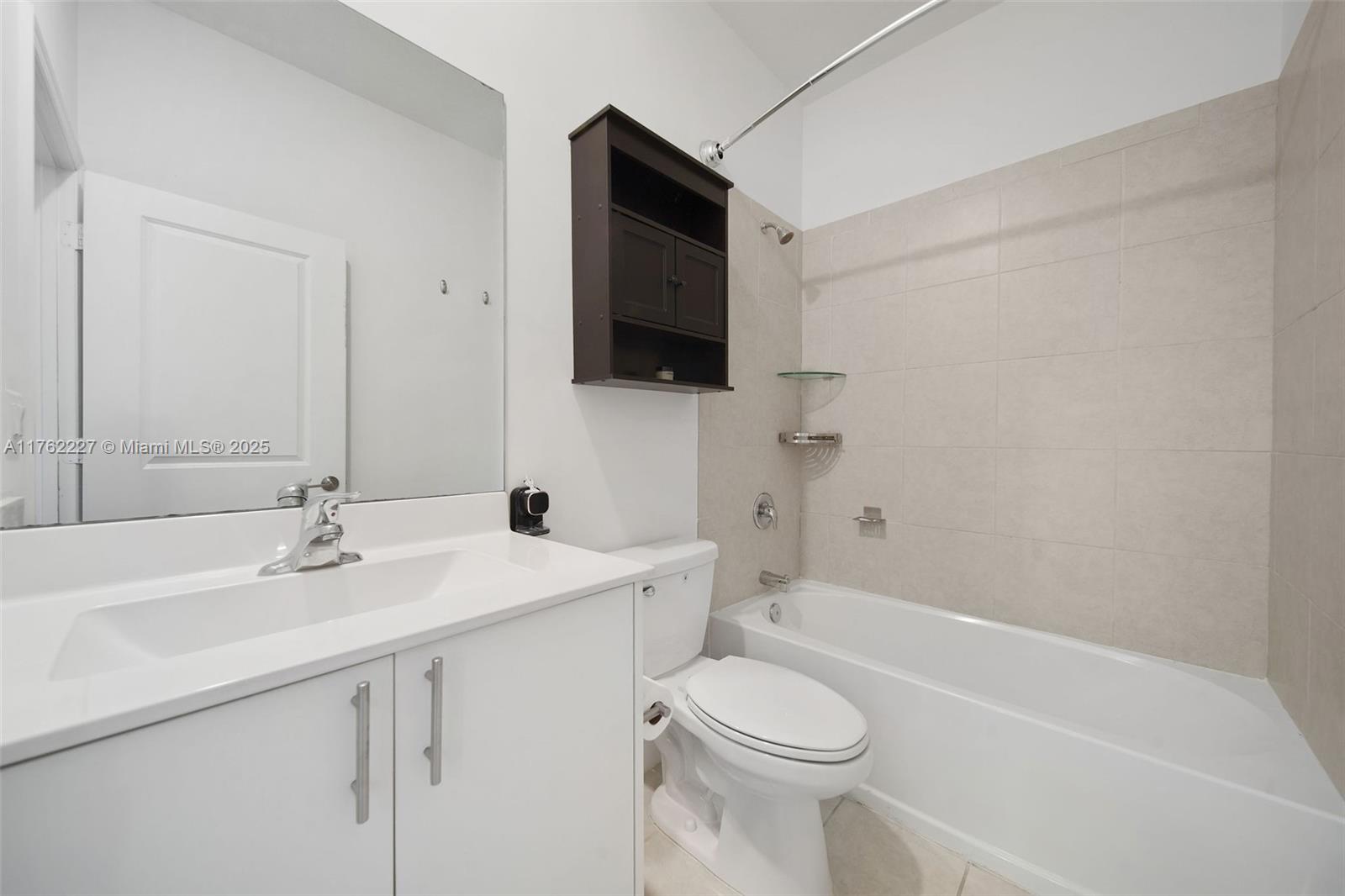 493 NW 204th St, Miami Gardens, Florida image 18