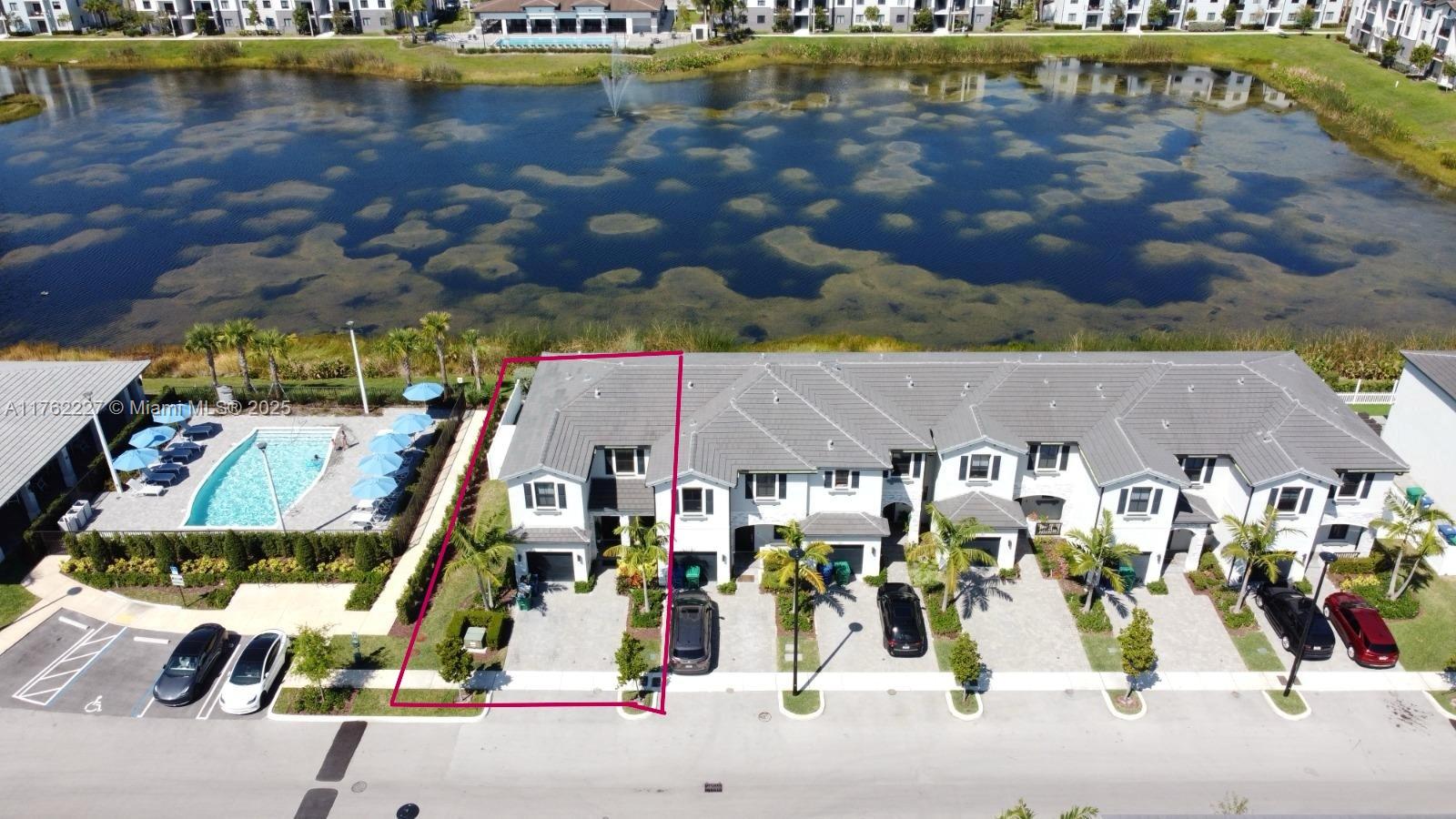 493 NW 204th St, Miami Gardens, Florida image 43