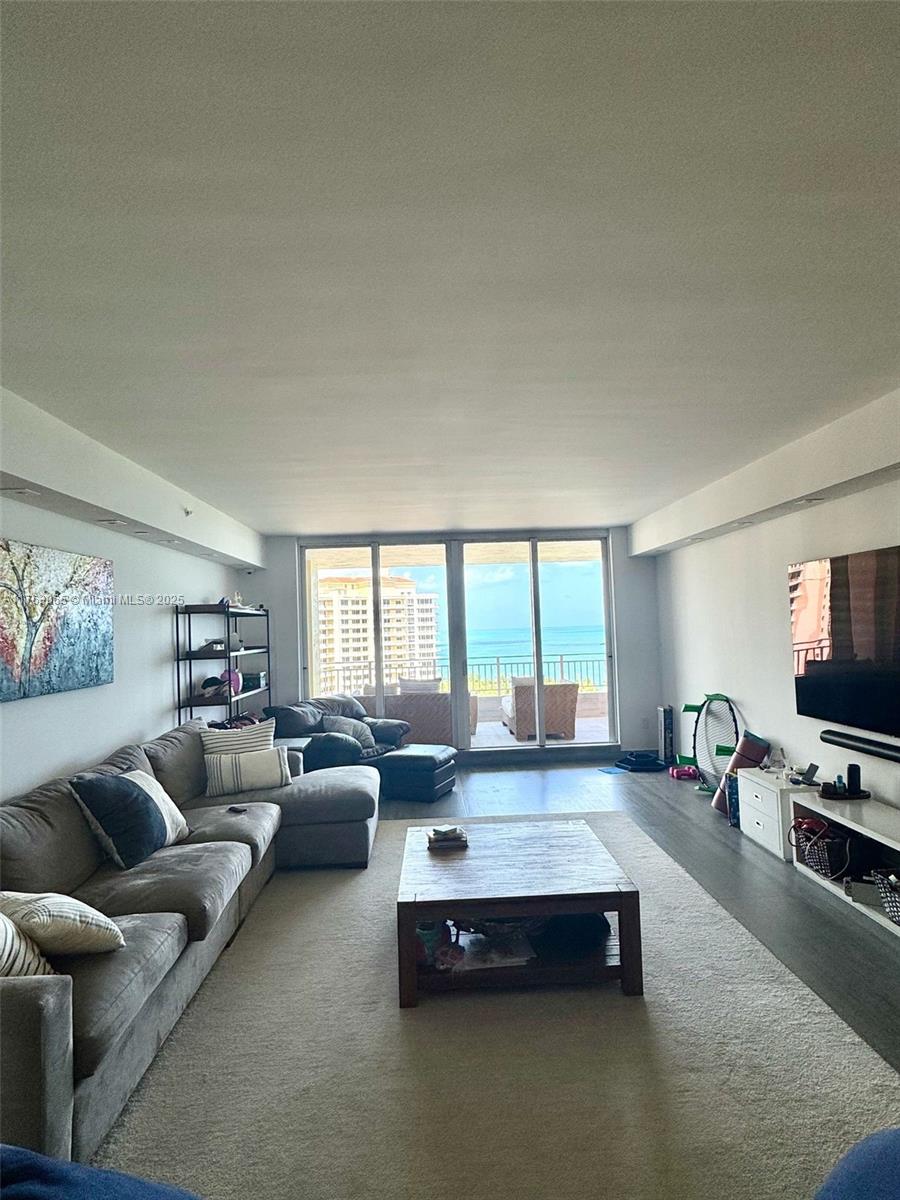 Ocean Tower One Key Biscayne, FL 33149