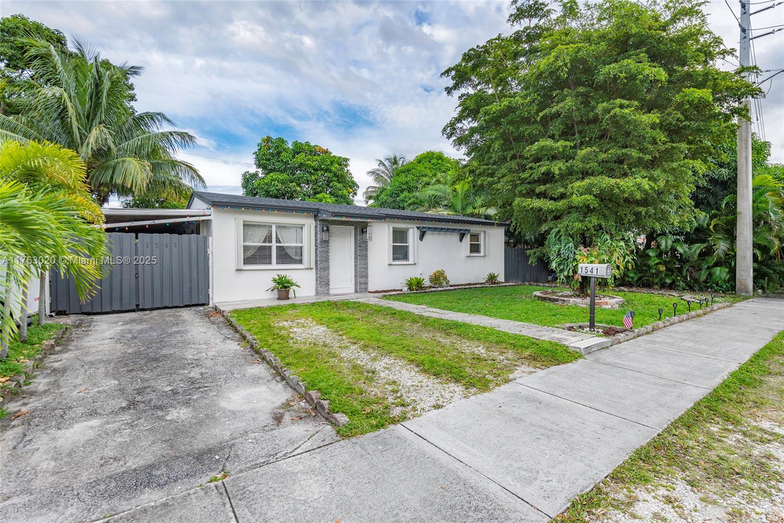 1541 N 72nd Ave, Hollywood, Florida image 1