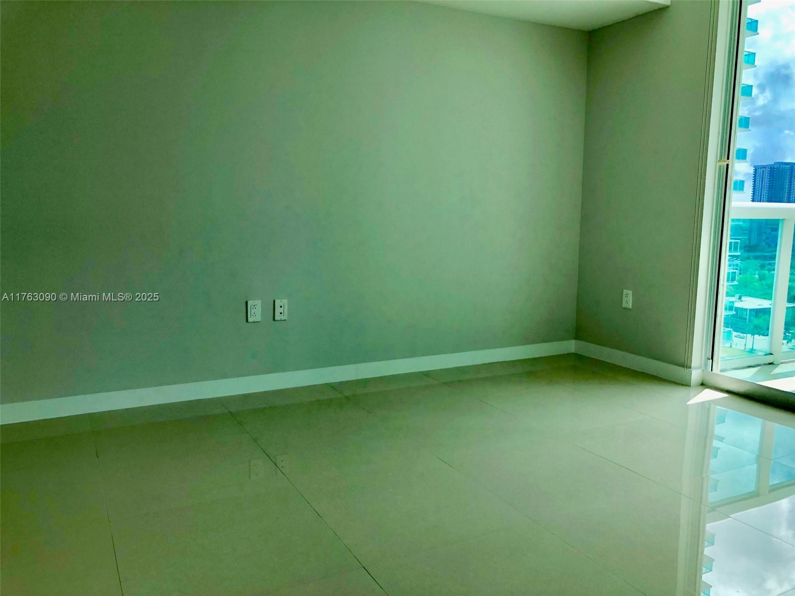 1800 N Bayshore Dr #1910, Miami FL 33132