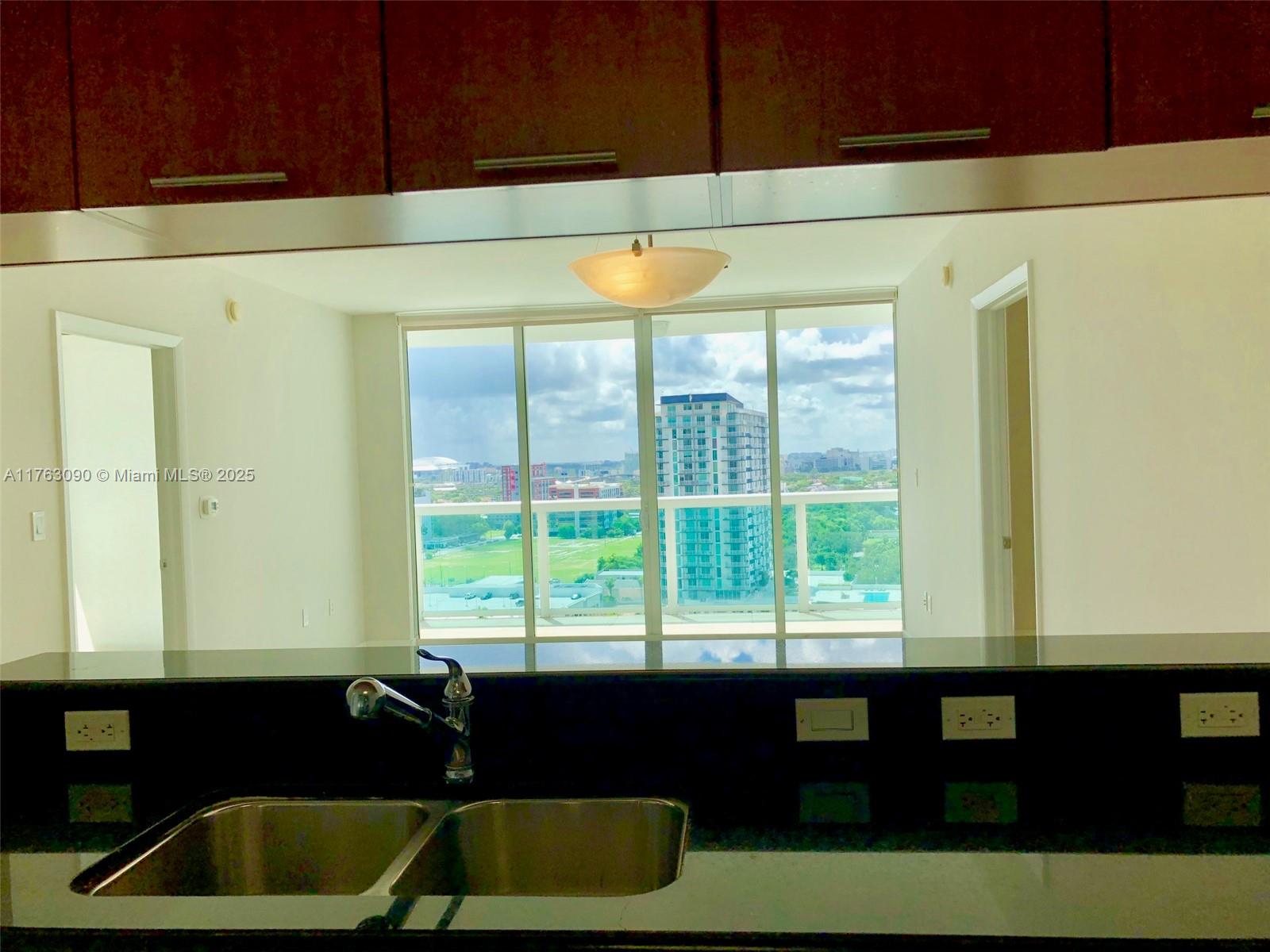 1800 N Bayshore Dr #1910, Miami FL 33132