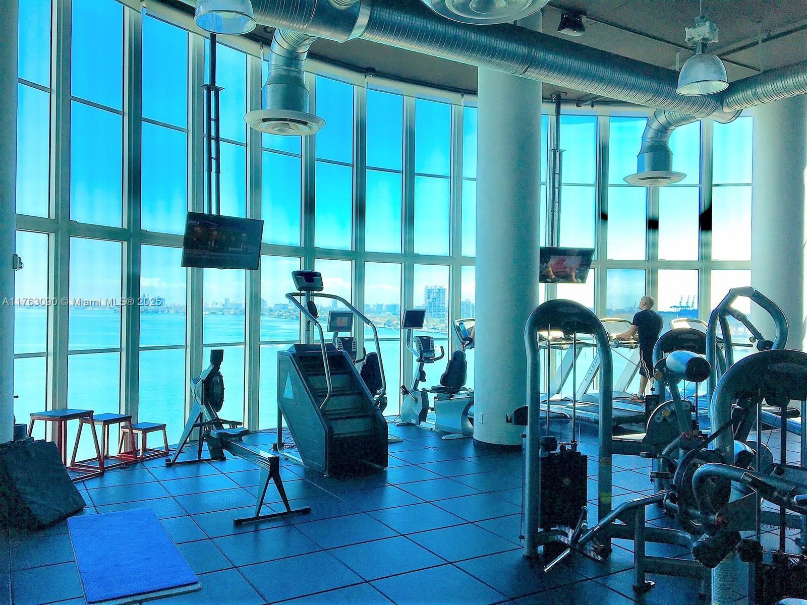 1800 N Bayshore Dr #1910, Miami FL 33132