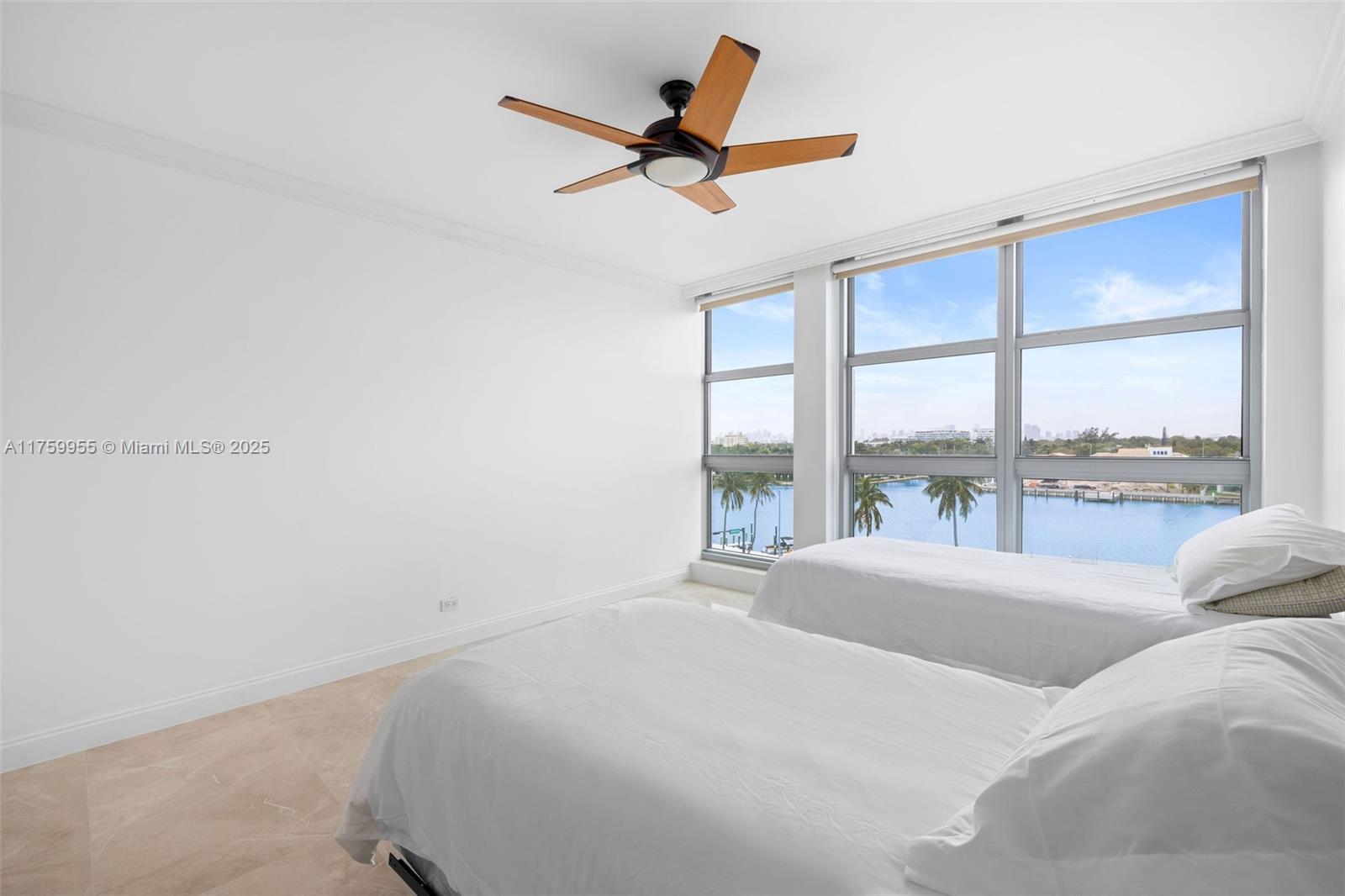 Listing Photo 12