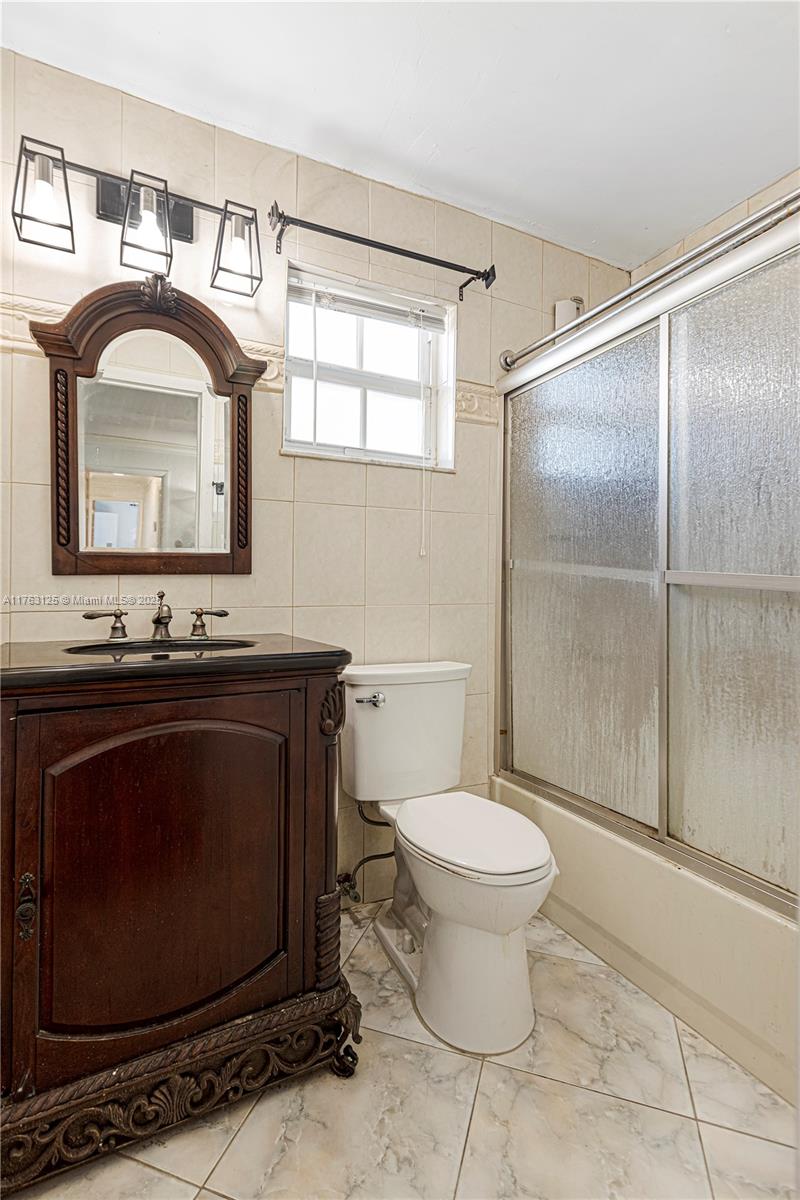 3940 NW 34th Ave, Lauderdale Lakes, Florida image 15