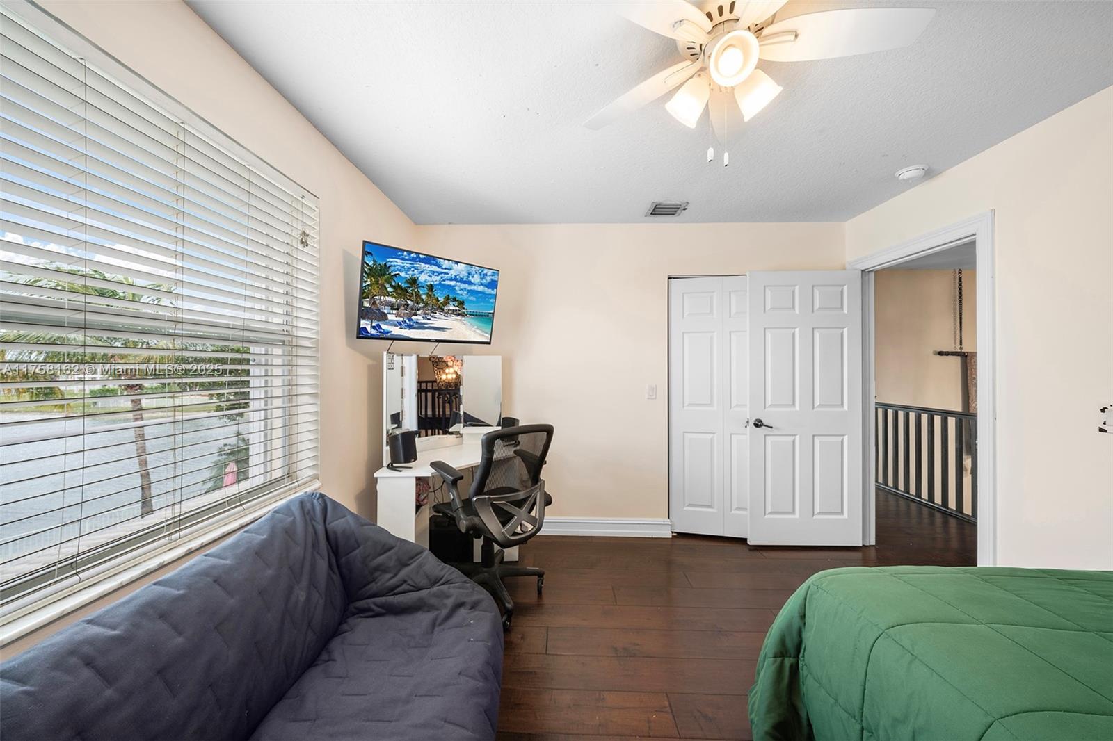 Listing Photo 33