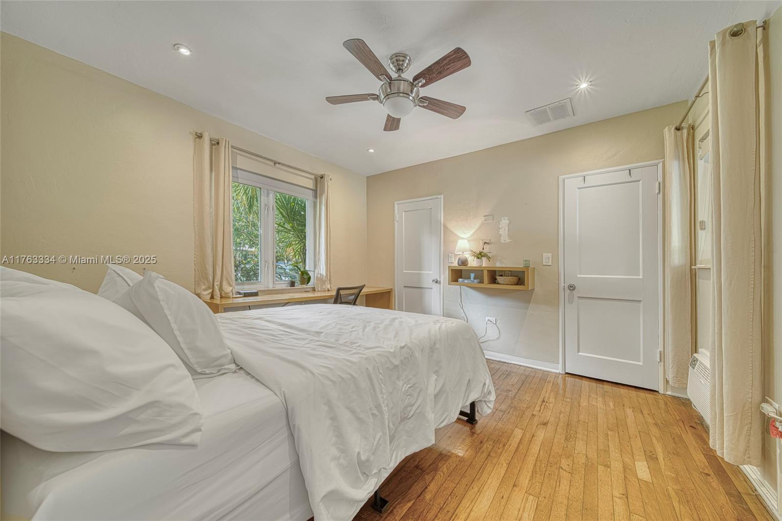 Listing Photo 6