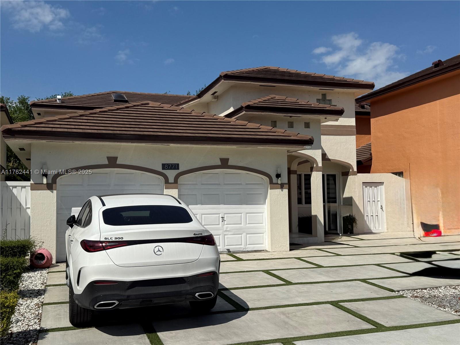8771 NW 153rd Ter, Miami Lakes, Florida image 1