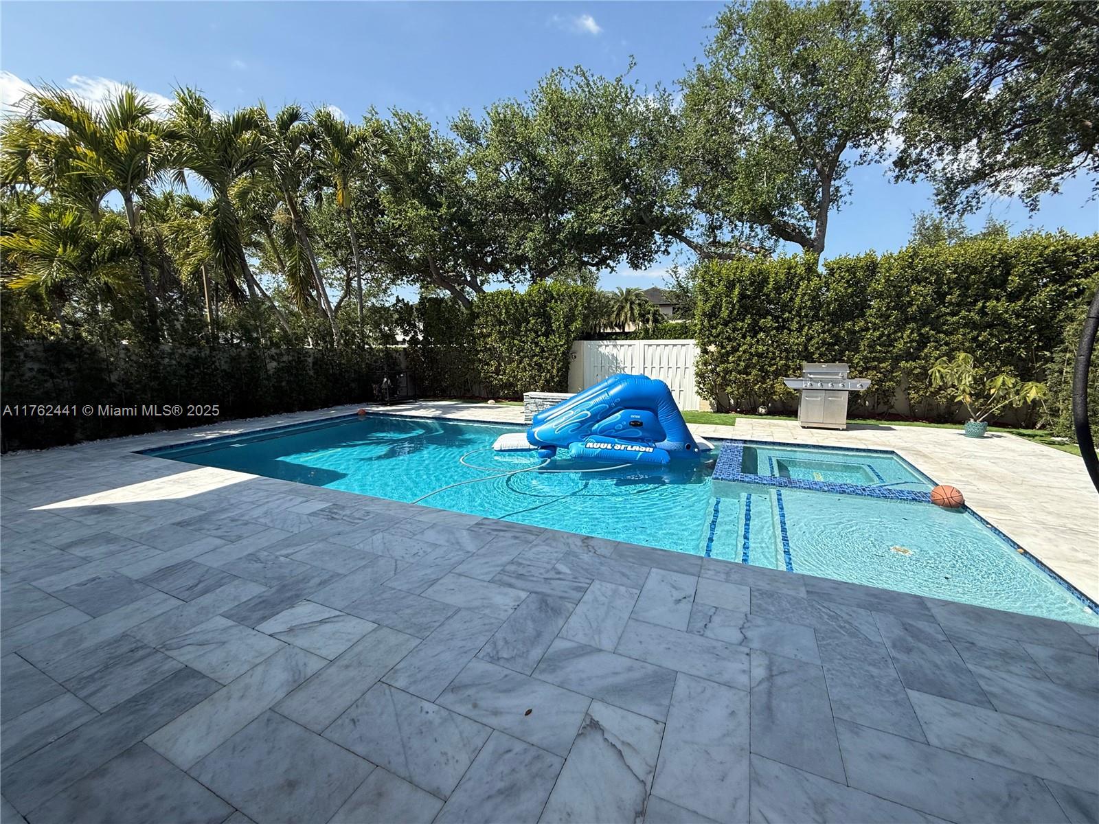 8771 NW 153rd Ter, Miami Lakes, Florida image 18