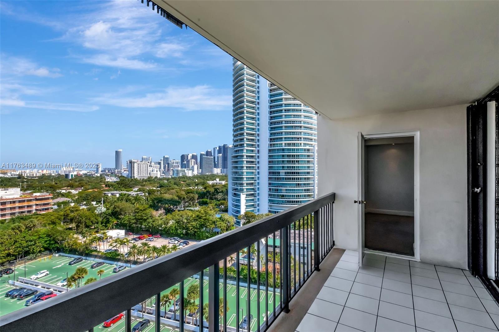 2333 Brickell Ave #1416, Miami FL 33129