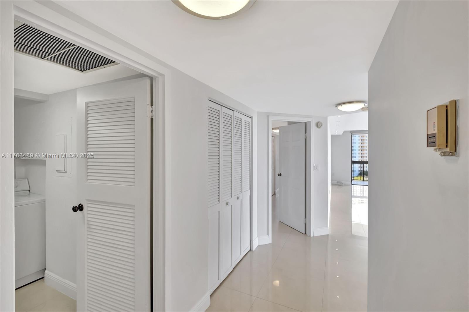 2333 Brickell Ave #1416, Miami FL 33129