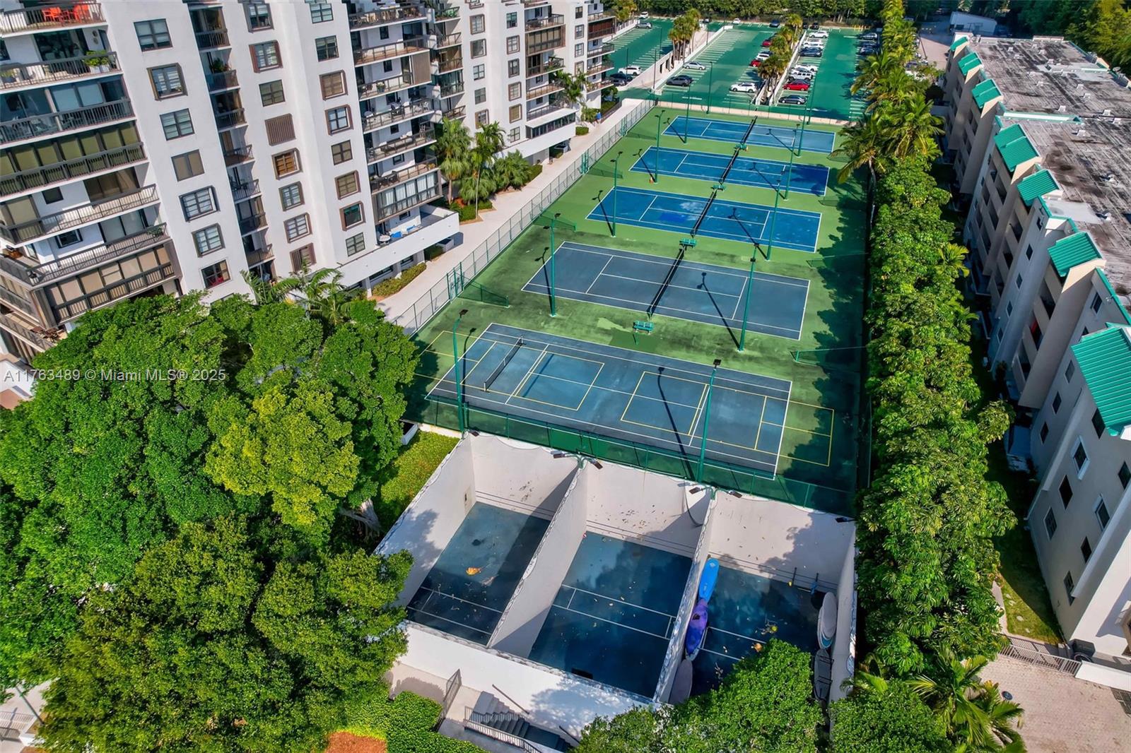 2333 Brickell Ave #1416, Miami FL 33129