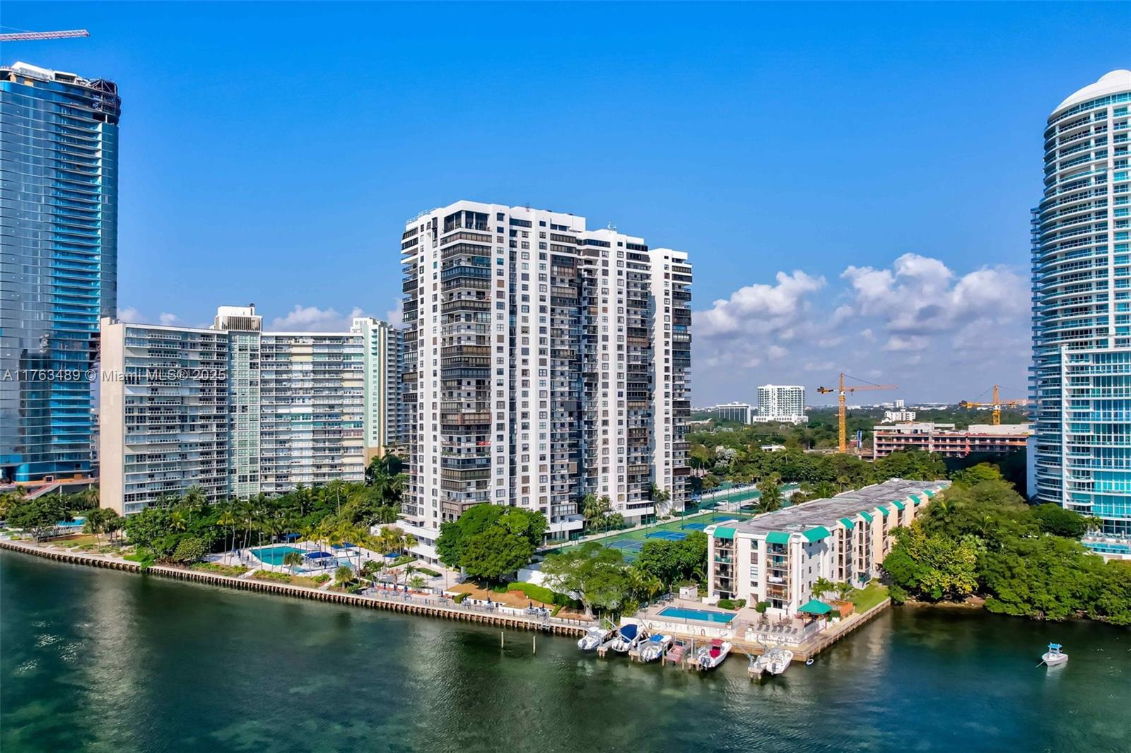 2333 Brickell Ave #1416, Miami FL 33129