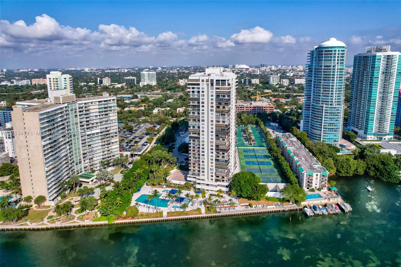 2333 Brickell Ave #1416, Miami FL 33129