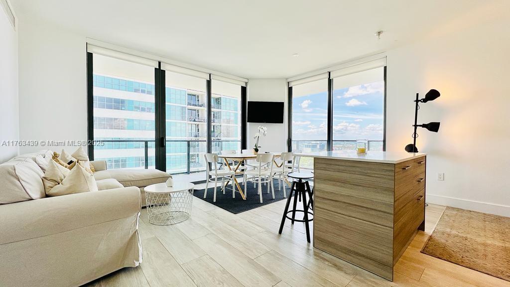 Condo for Rent in Miami, FL