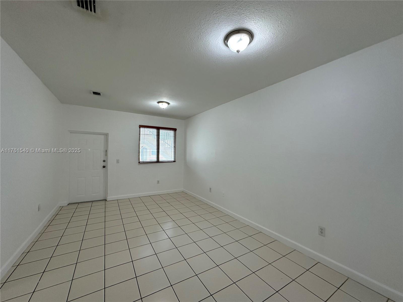1663 SE 27th Dr #103, Homestead, Florida image 4