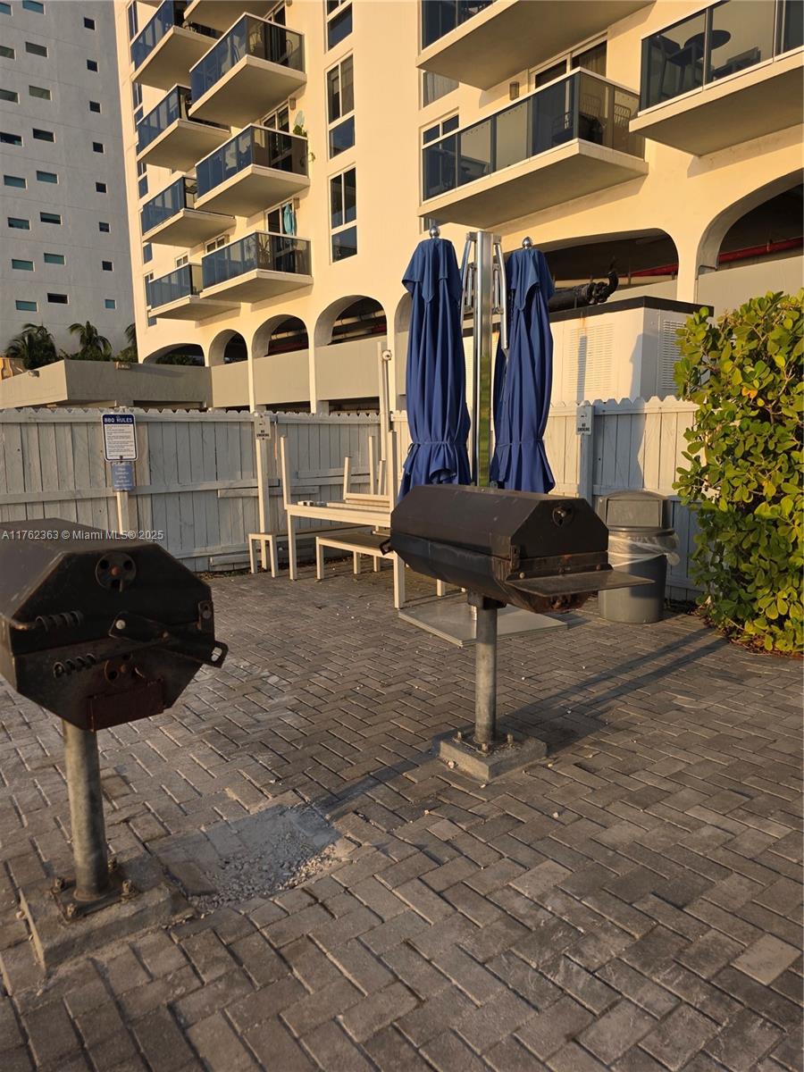7928 West Dr #307, North Bay Village, Florida image 23