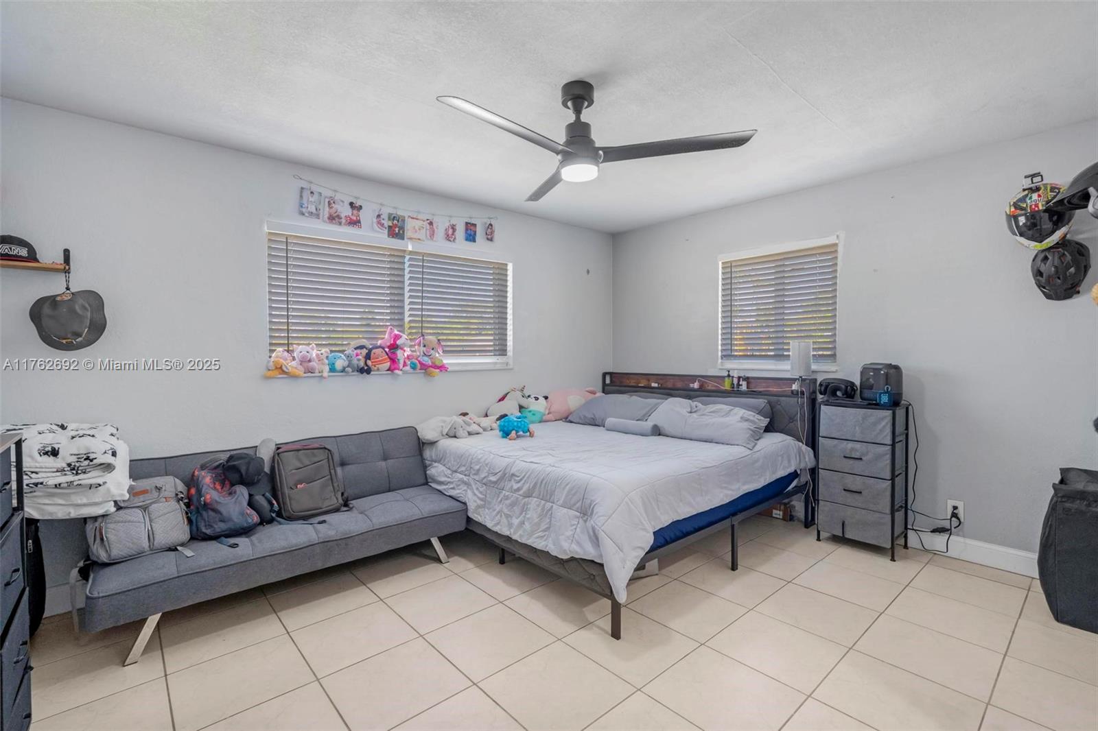2402 Plunkett St, Hollywood, Florida image 13