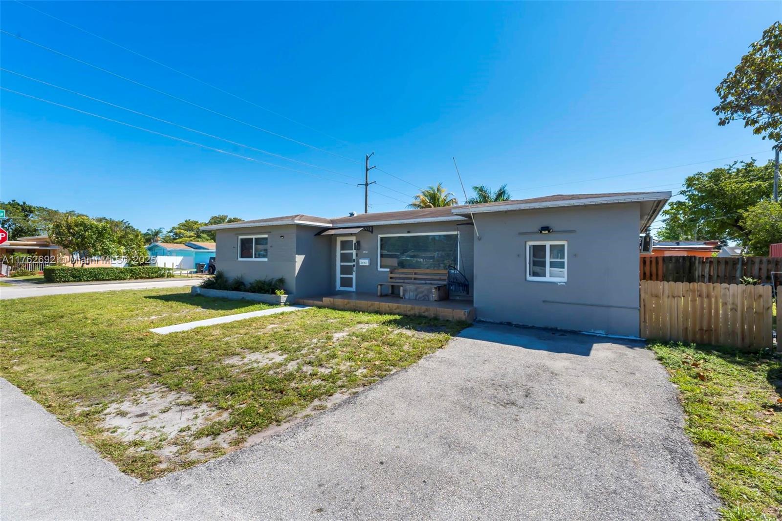 2402 Plunkett St, Hollywood, Florida image 24