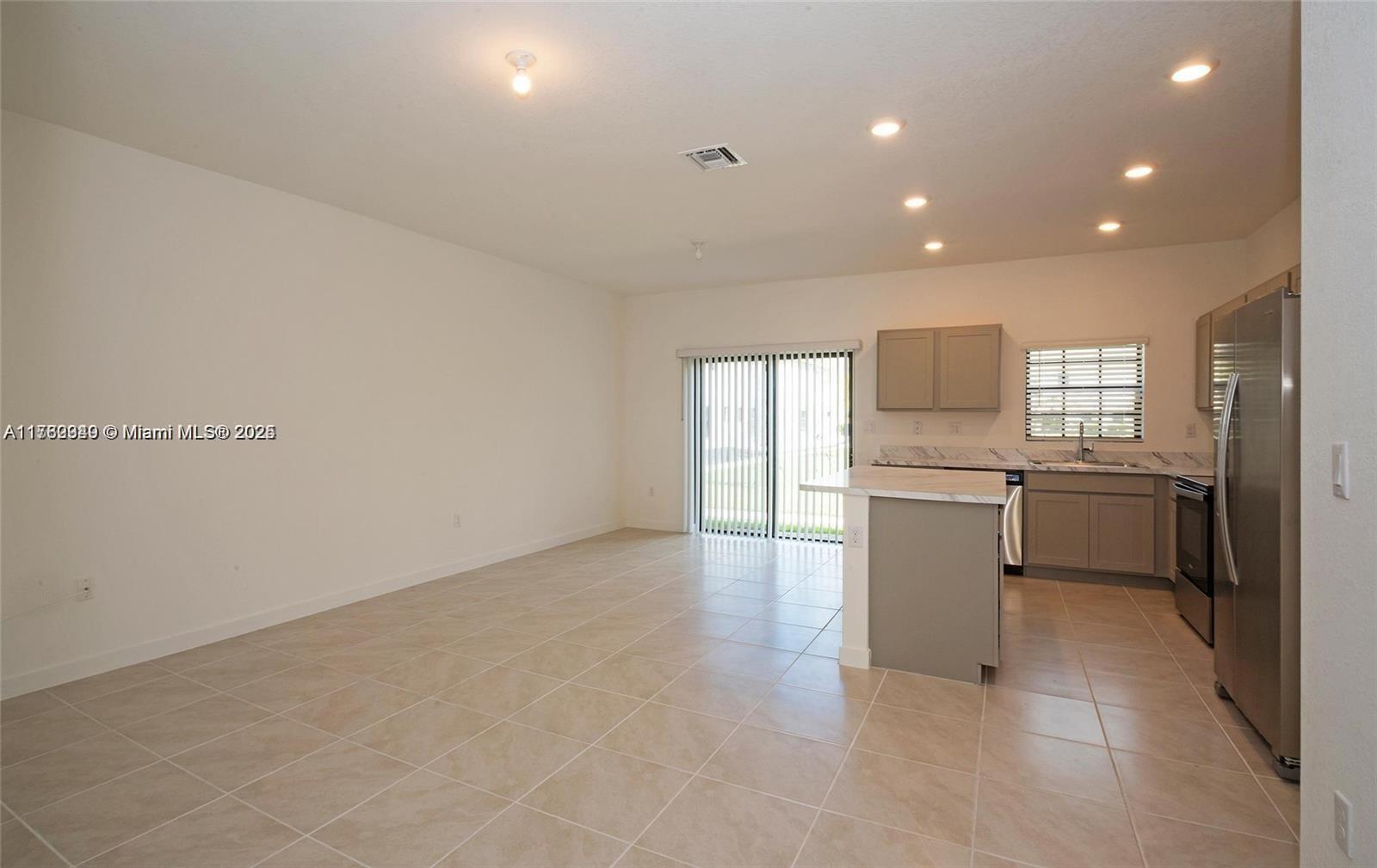 766 SW 12th Street, Florida City, Florida image 3