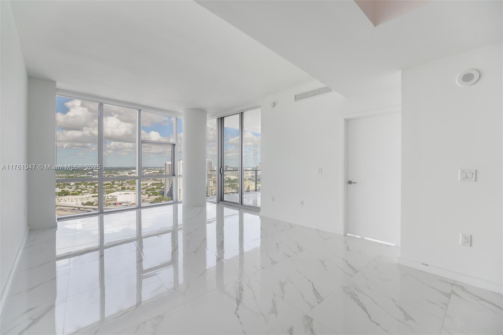 851 NE 1st Ave #2801, Miami FL 33132