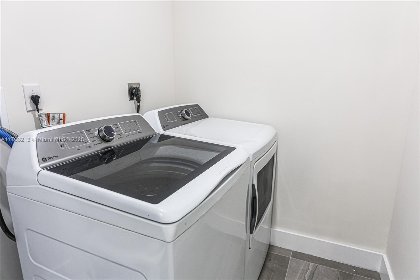 6590 NW 22nd St, Sunrise, Florida image 16