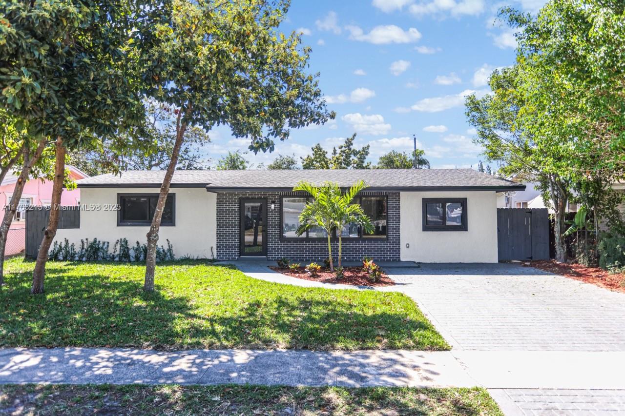 6590 NW 22nd St, Sunrise, Florida image 2