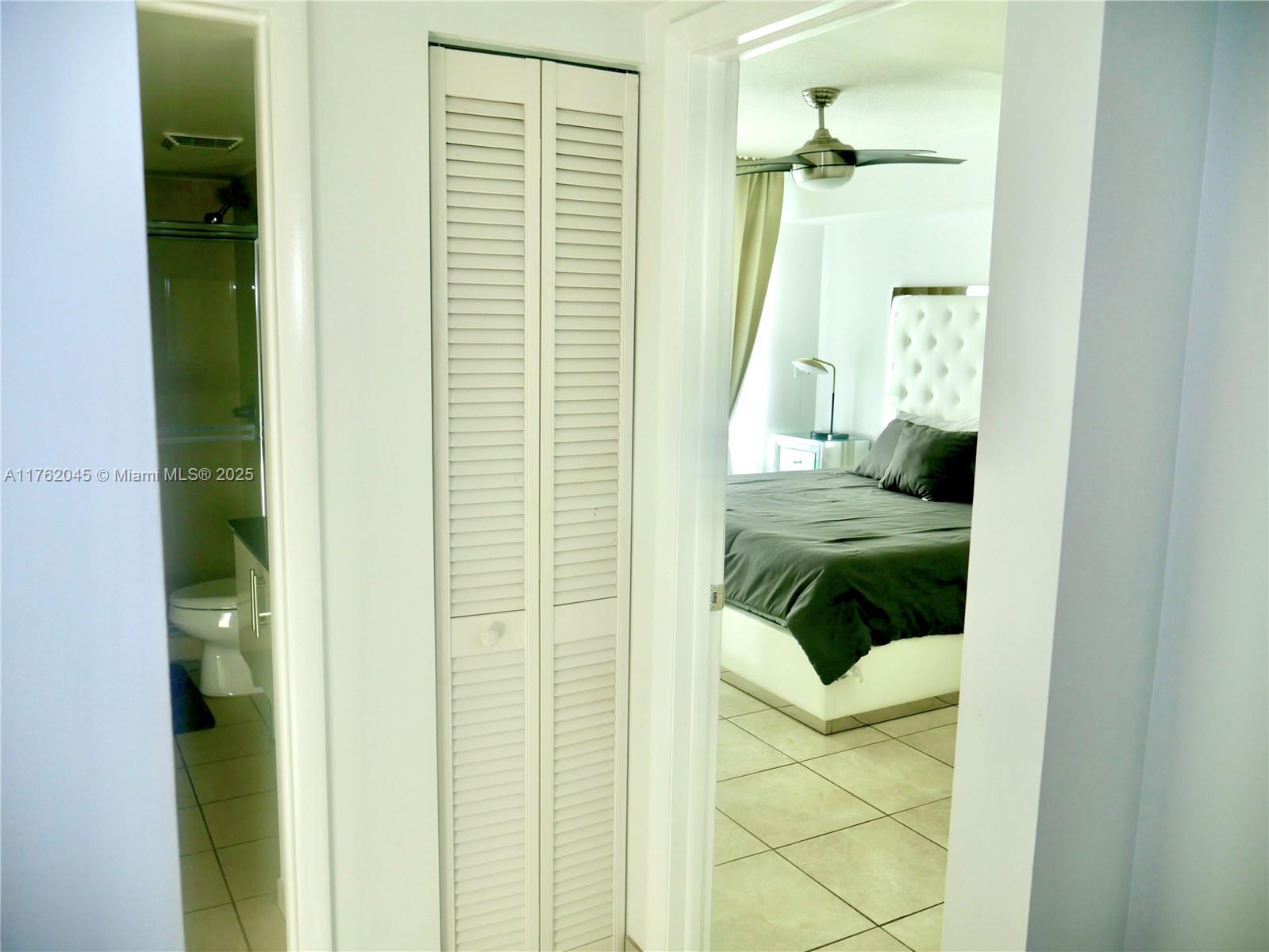 31 SE 5th St #2611, Miami, Florida image 18