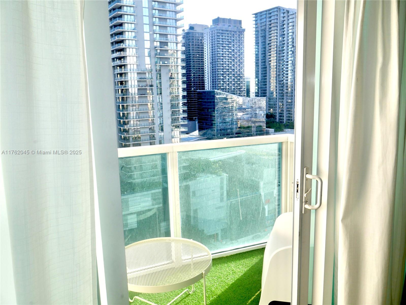 31 SE 5th St #2611, Miami, Florida image 34