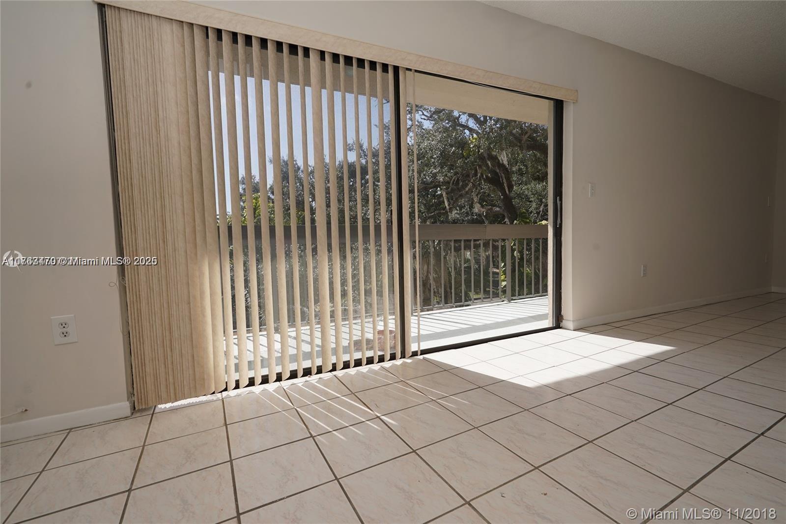 5201 Orduna Dr #12, Coral Gables, Florida image 5